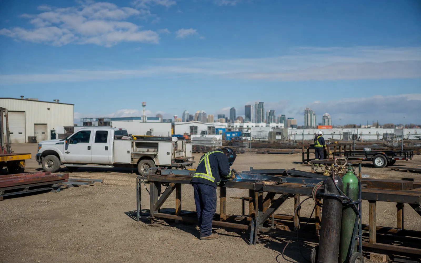 Editorial photo for Alberta supplier-readiness checklist for public and anchor buyers